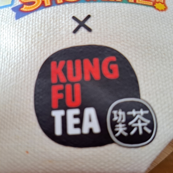 Nintendo Switch Carry Case, Limited Edition, Princess Peach Canvas Tote, Mario - Picture 4 of 9